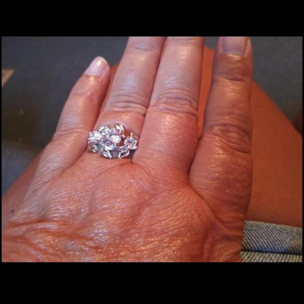 ❌❌Sterling silver Cz vines